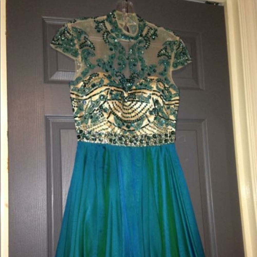 2014 SHERRI HILL HOMECOMING DRESS